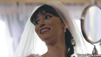 Korra Del Rio - Gosh, this tranny bride Korra Del Rio is gorgeous! - ashemaletube.com