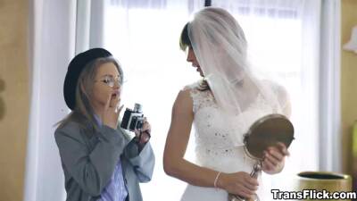 Korra Del Rio - Gosh, this tranny bride Korra Del Rio is gorgeous! - ashemaletube.com